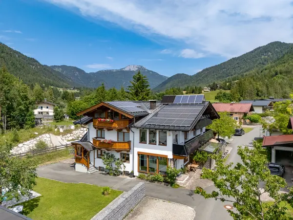 Luftaufnahme des Hauses
